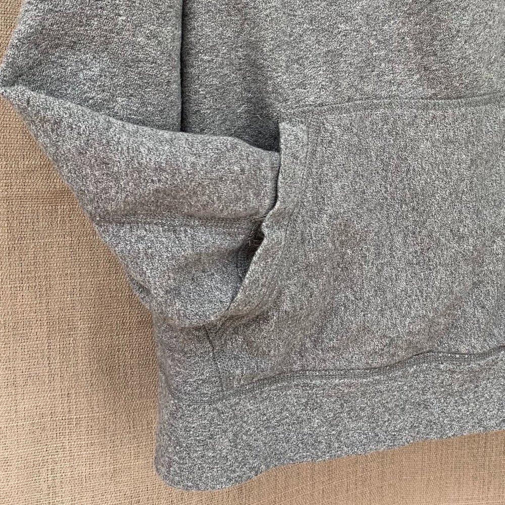 SOLD Mens AEO Medium Weight Hoodie - Picture 4 of 11